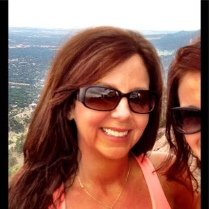 Meet your Posher, Kimberly